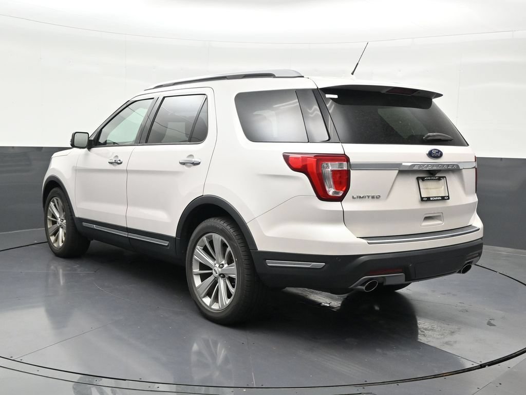 Used 2019 Ford Explorer Limited w/ Class III Trailer Tow Package FWD image 3