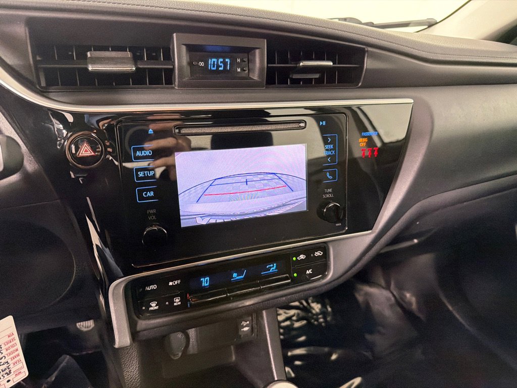 Used 2019 Toyota Corolla LE image 16