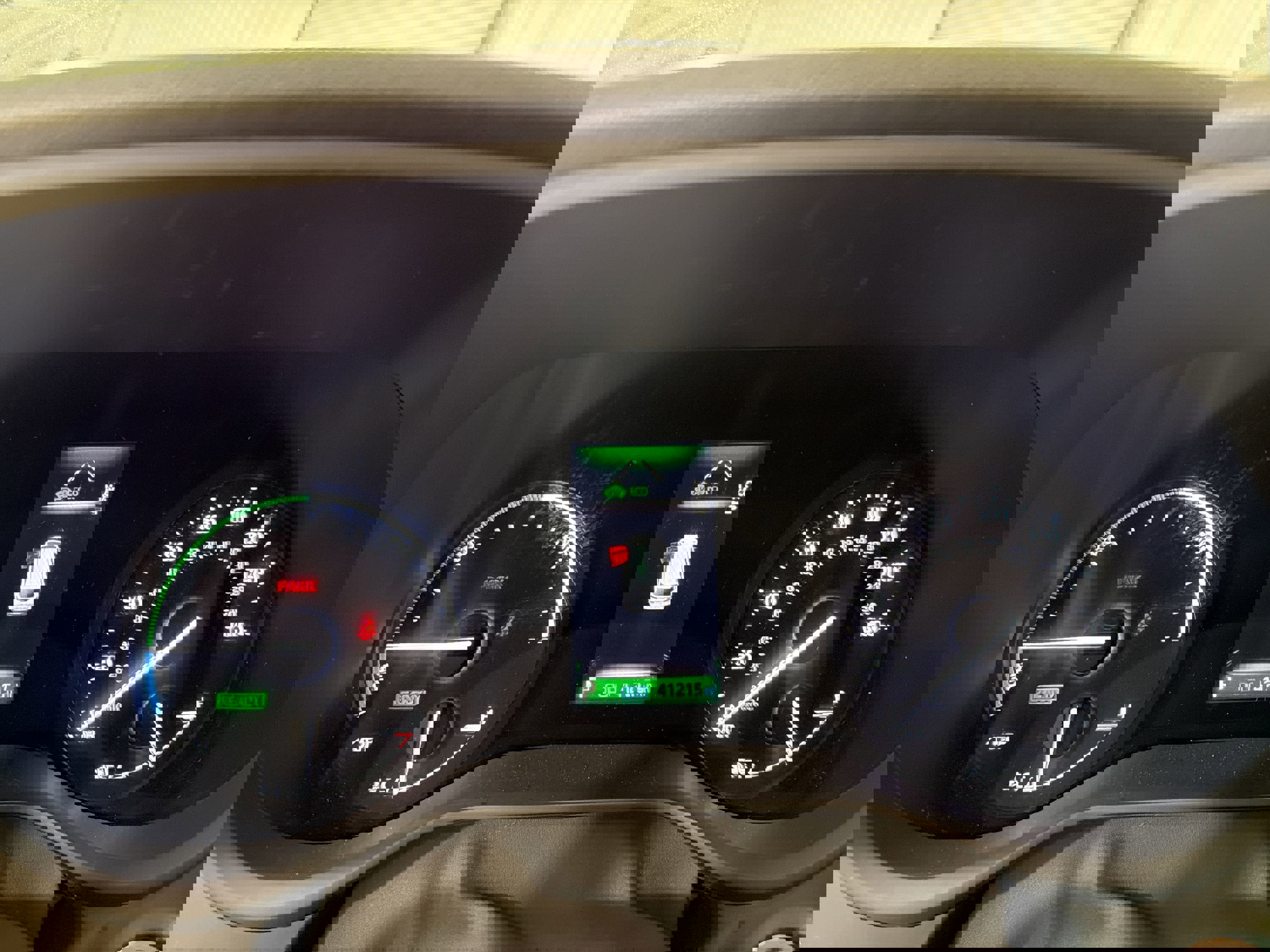 Used 2023 Toyota Sienna XLE image 16