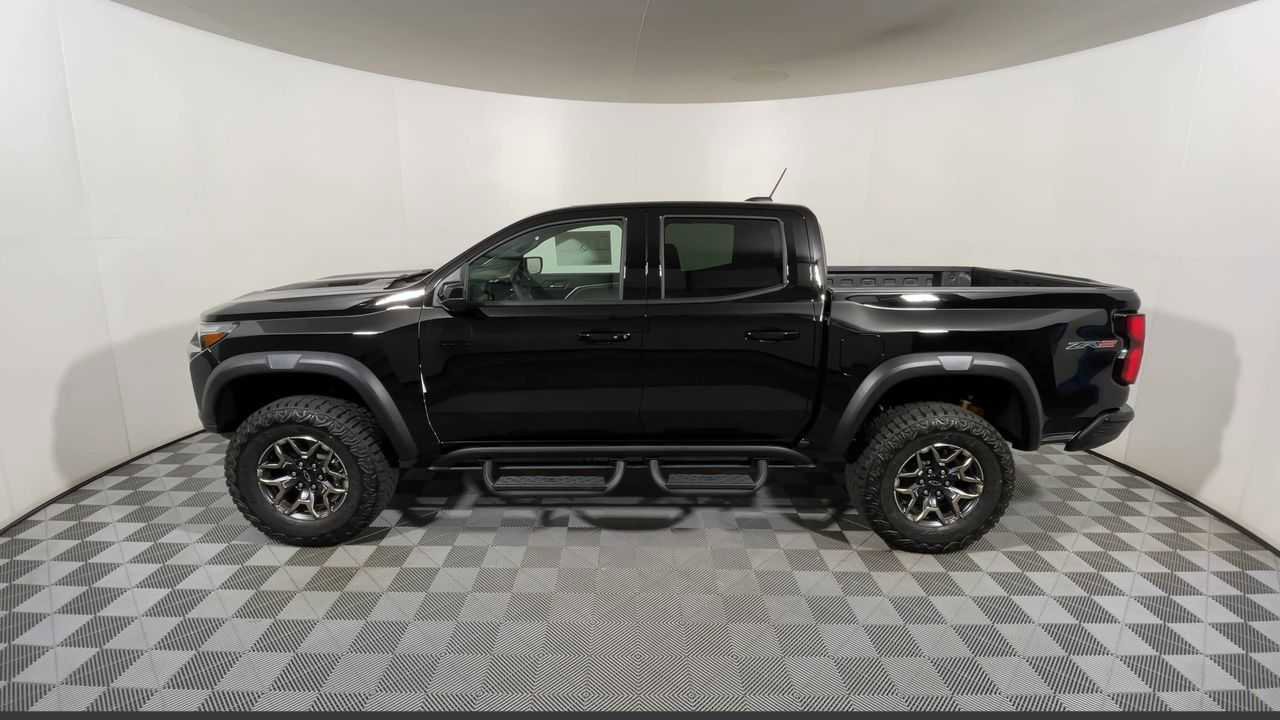 New 2026 Chevrolet Colorado ZR2 w/ Technology Package image 10