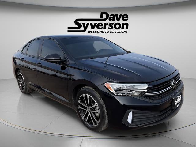 Used 2023 Volkswagen Jetta Sport image 7