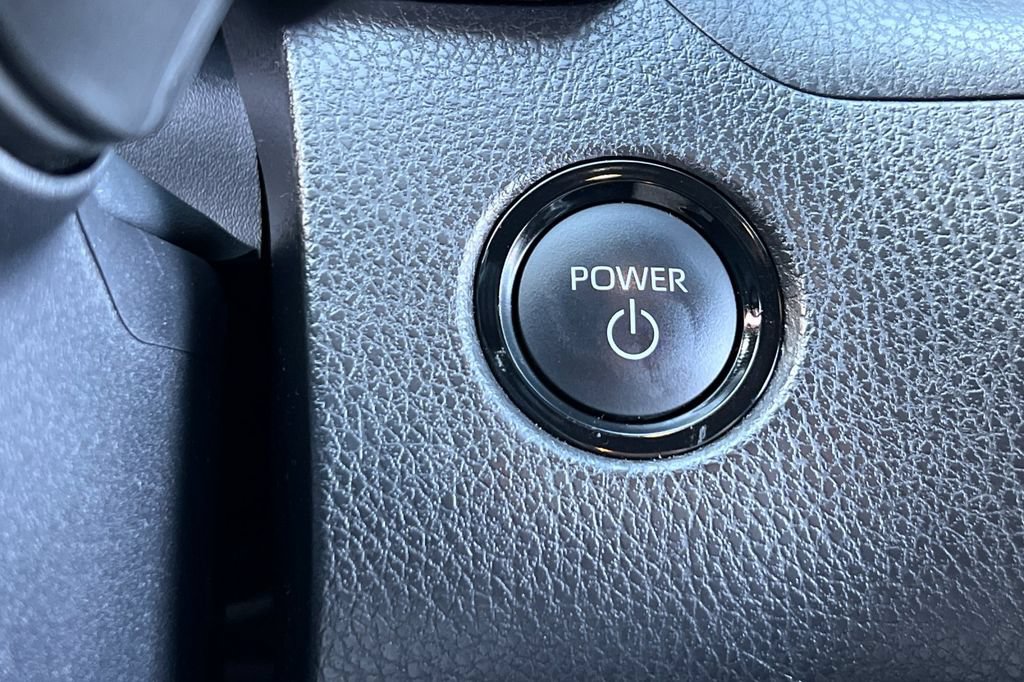 Used 2026 Toyota Camry SE FWD image 23