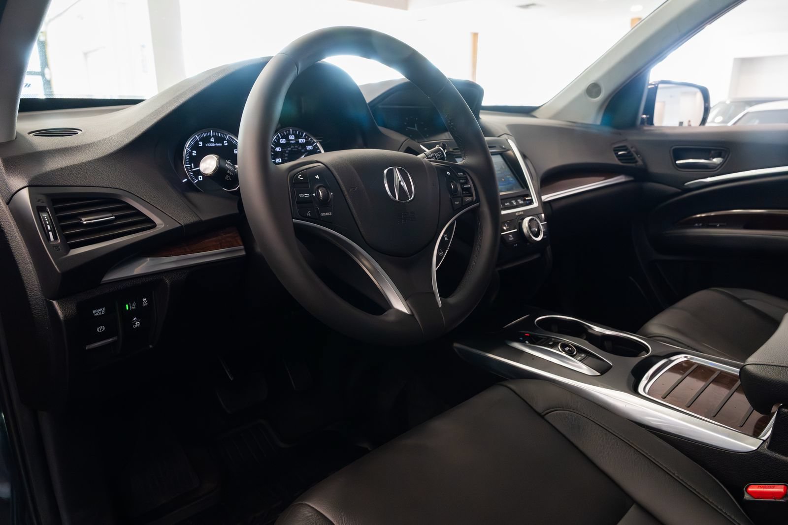 Used 2017 Acura MDX SH-AWD image 18