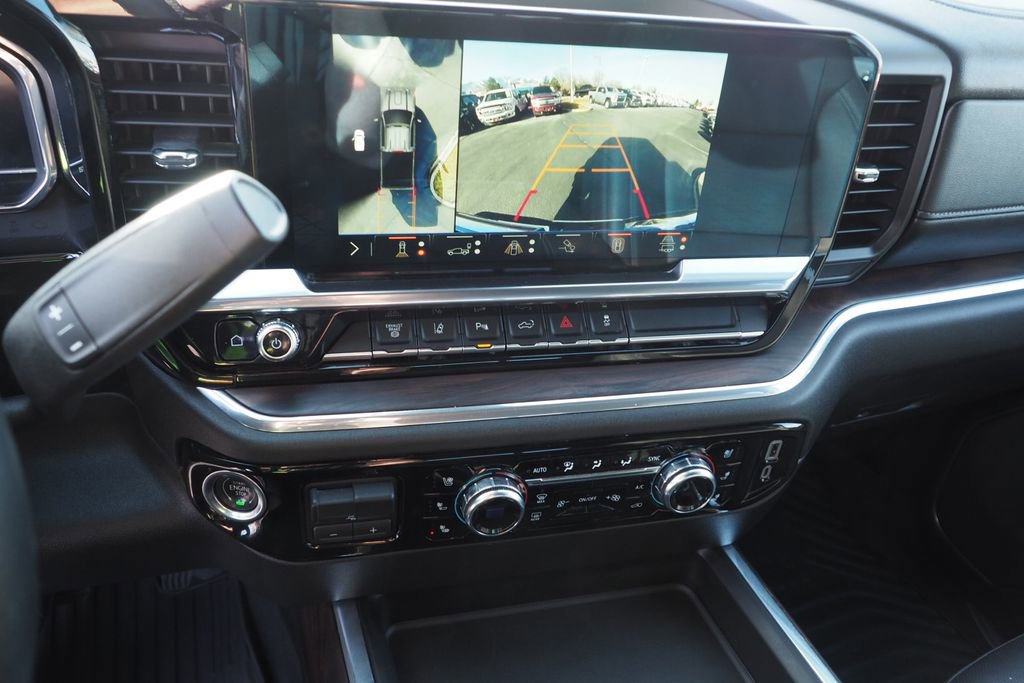 Used 2024 GMC Sierra 2500 SLT w/ SLT Premium Package image 26