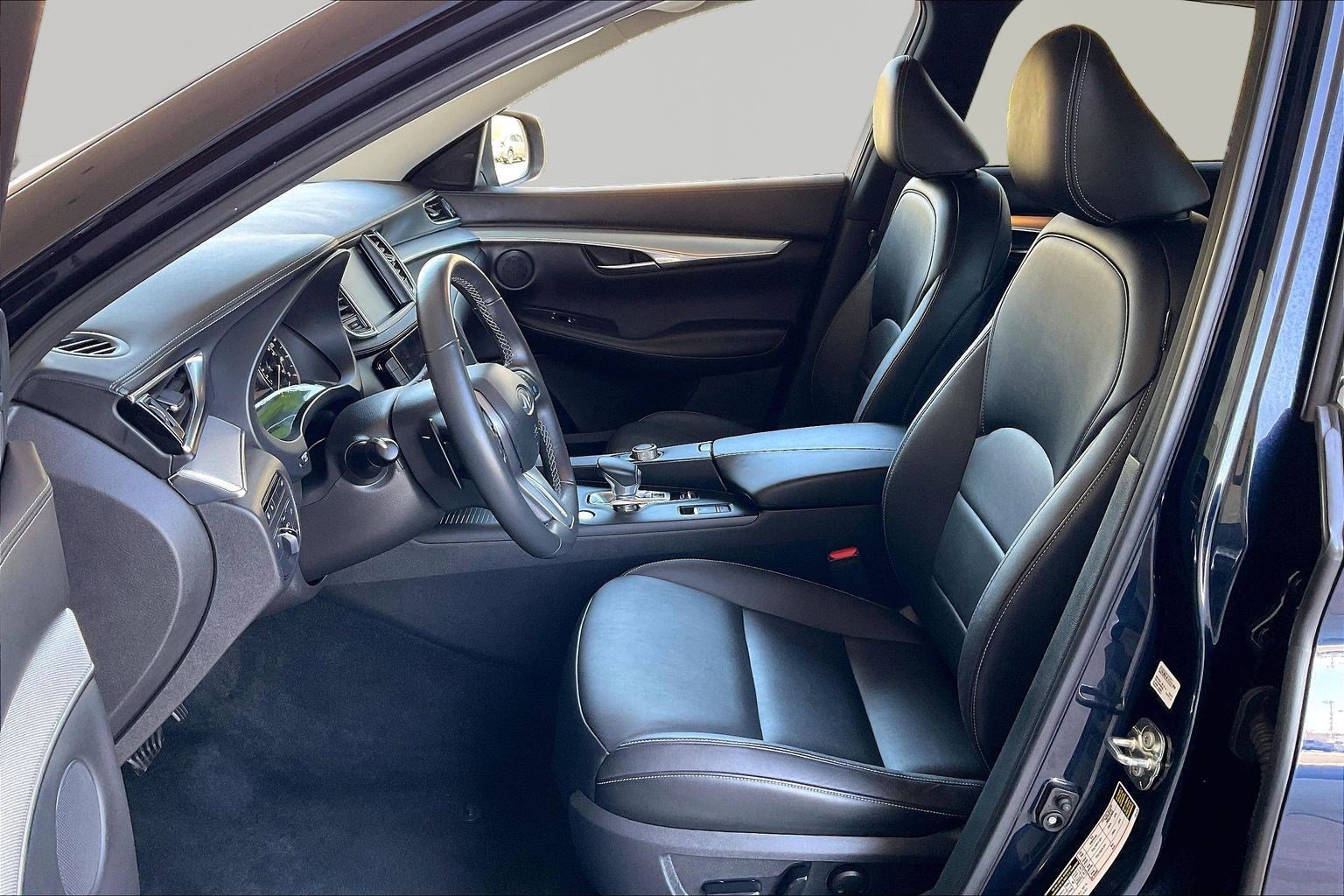 Used 2021 INFINITI QX50 Luxe FWD image 21