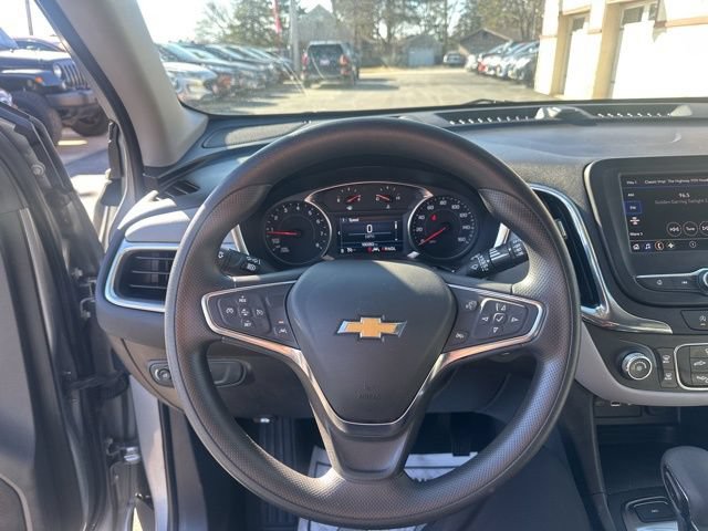 Used 2024 Chevrolet Equinox LT AWD/4WD image 3