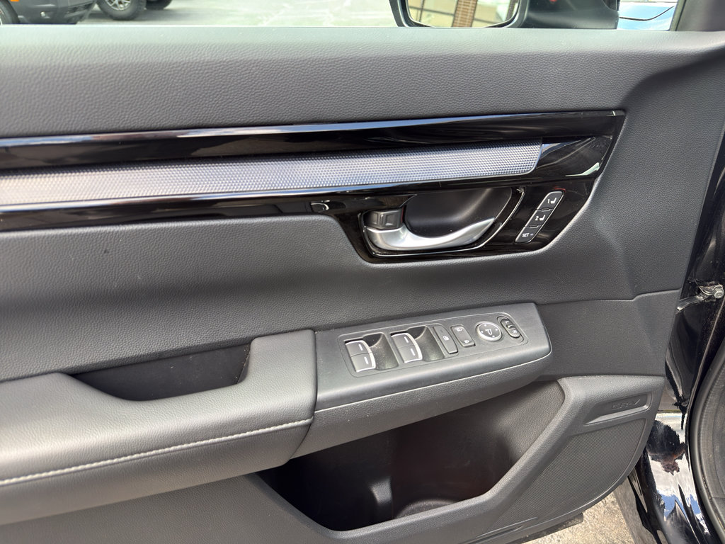 Used 2024 Honda CR-V EX-L image 12