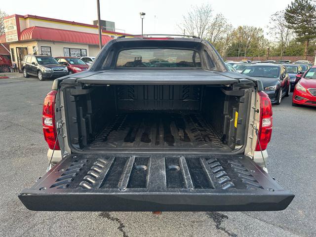 Used 2007 Chevrolet Avalanche LTZ w/ LTZ Preferred Equipment Group AWD/4WD image 14
