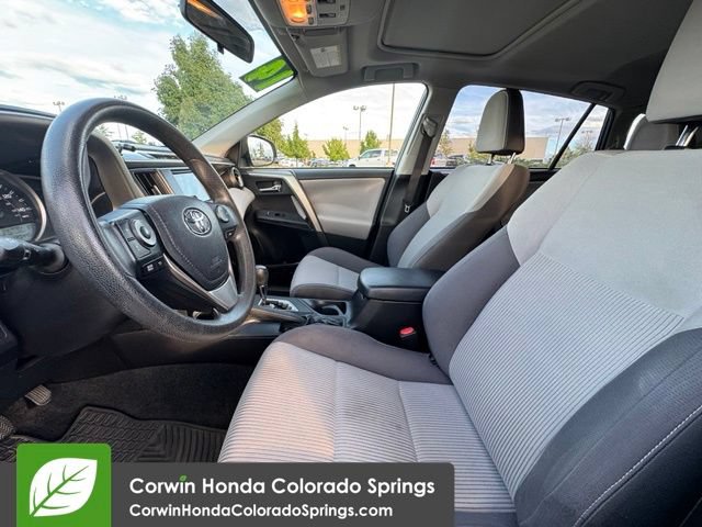 Used 2014 Toyota RAV4 XLE AWD/4WD image 24