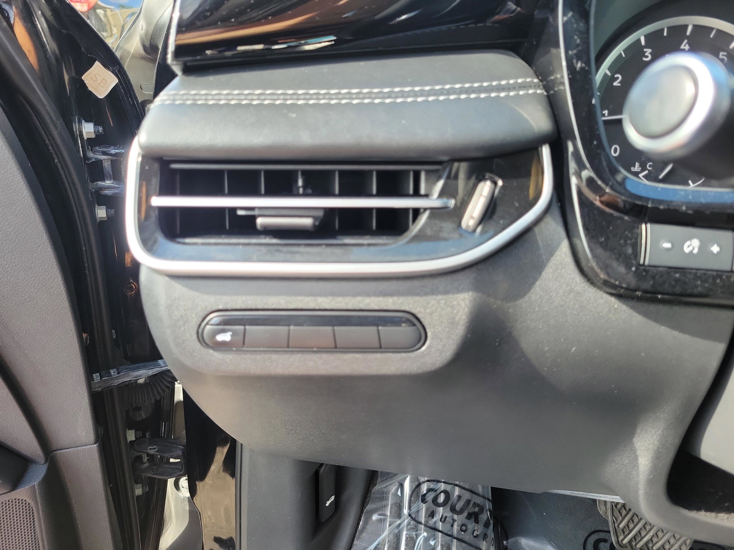 Used 2022 INFINITI QX60 Pure image 32