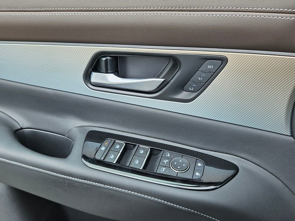 New 2025 Nissan Murano Platinum w/ Cargo Package image 29