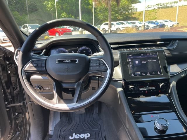 Used 2023 Jeep Grand Cherokee L Laredo AWD/4WD image 17