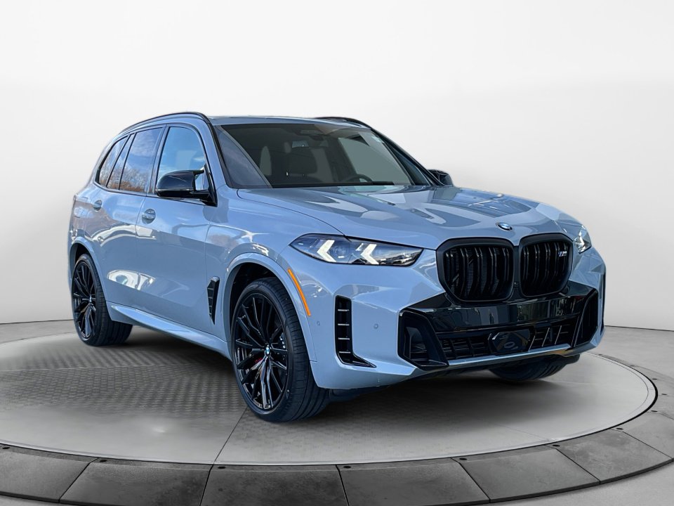New 2026 BMW X5 M60i image 1