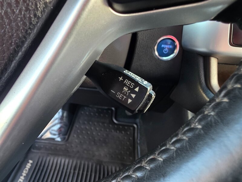 Used 2015 Toyota Highlander Limited Platinum image 45