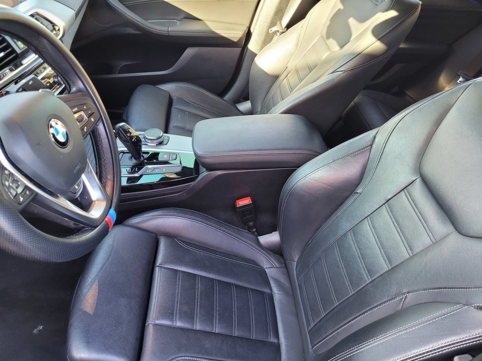 Used 2019 BMW X4 xDrive30i w/ Executive Package AWD/4WD image 12