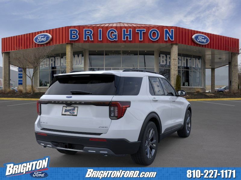 Used 2026 Ford Explorer Active AWD/4WD image 7