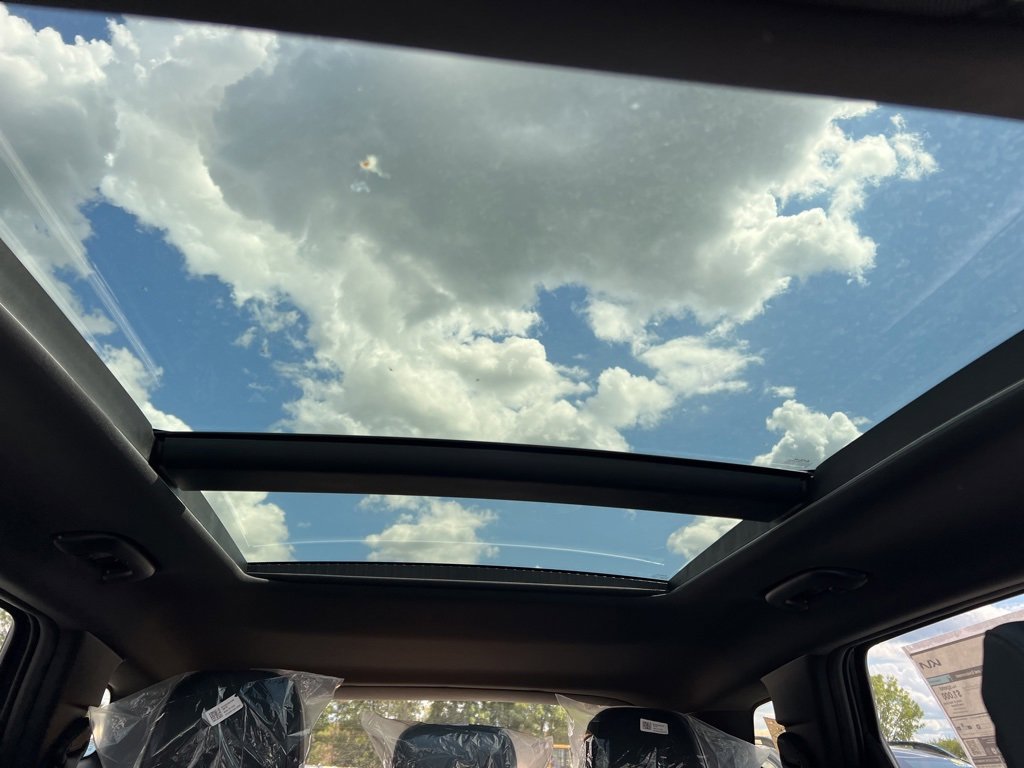 New 2026 Kia Sportage X-Line w/ X-Line Premium Package image 10