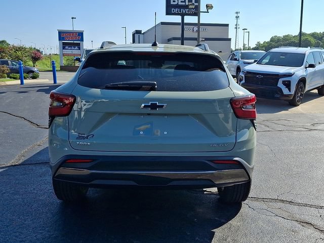 New 2026 Chevrolet Trax ACTIV w/ Sunroof Package FWD image 5