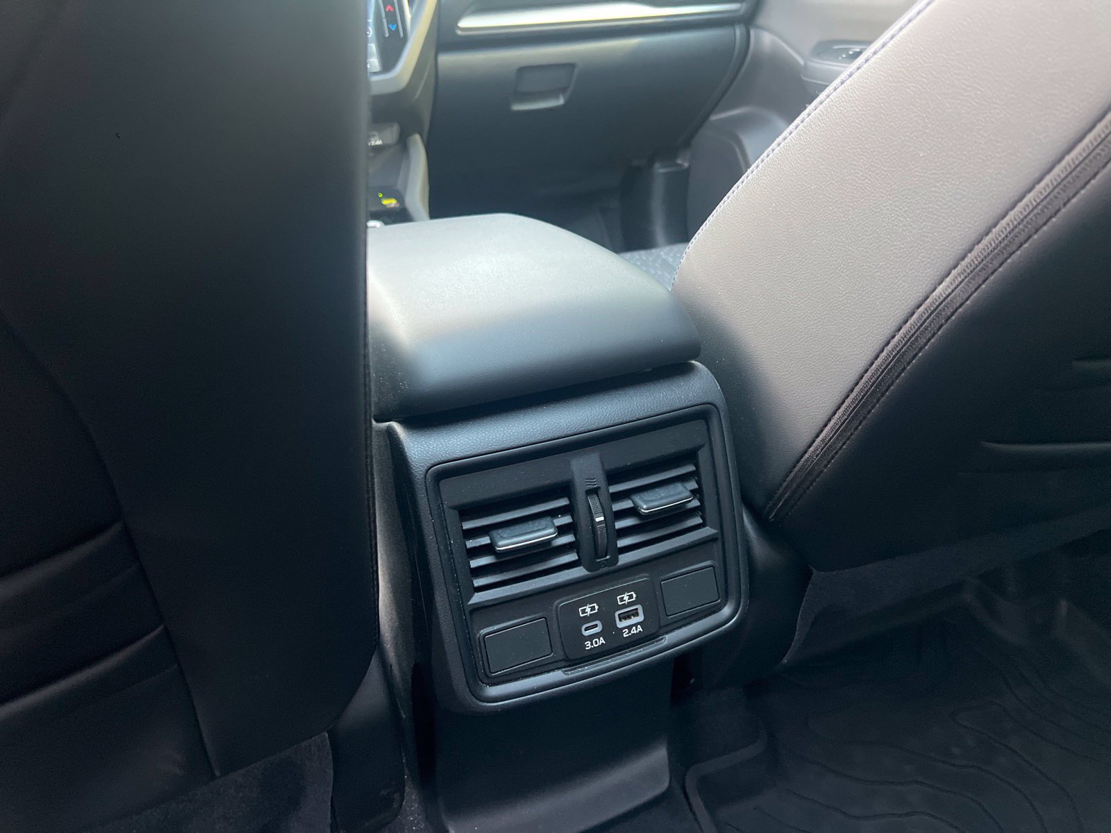 Used 2025 Subaru Forester Premium AWD/4WD image 20