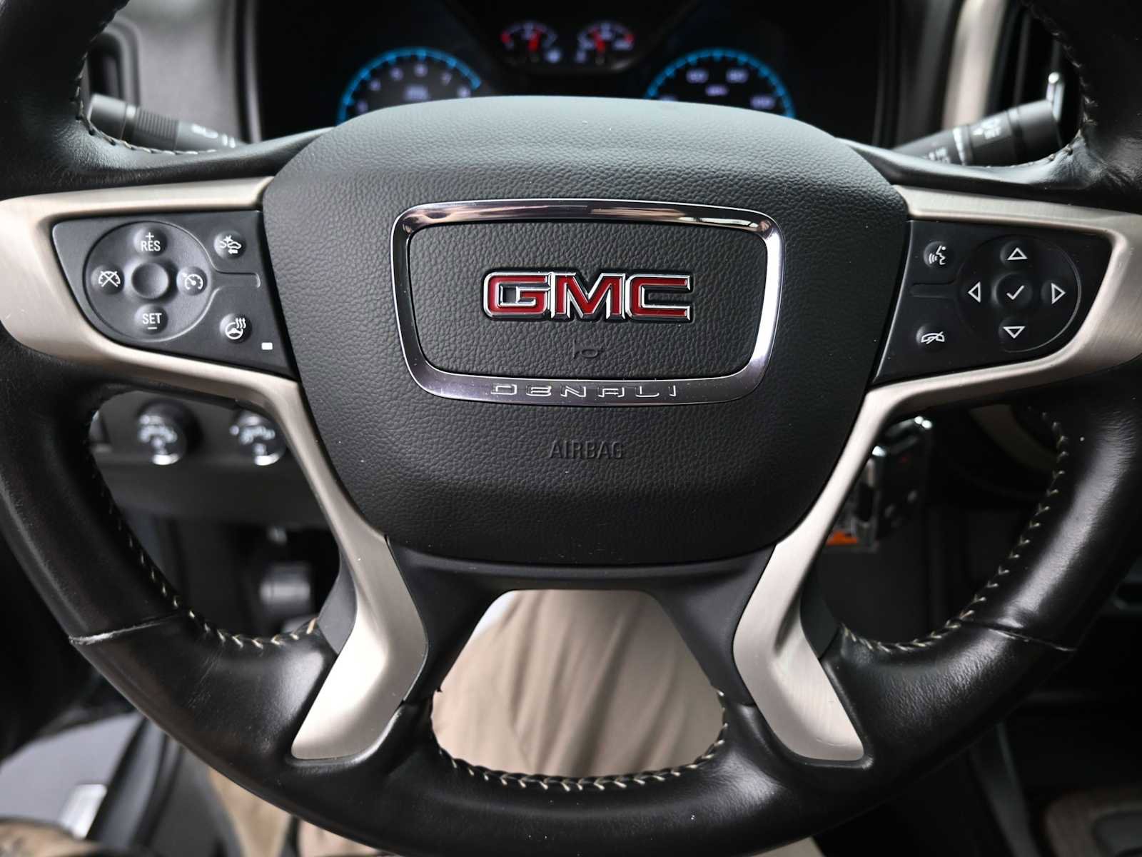 Used 2022 GMC Canyon Denali AWD/4WD image 6