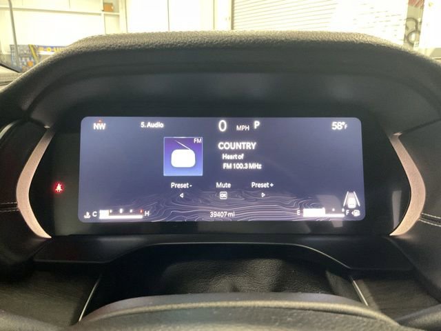 Used 2023 Jeep Grand Cherokee L Limited w/ Trailer Tow Group (B) AWD/4WD image 14