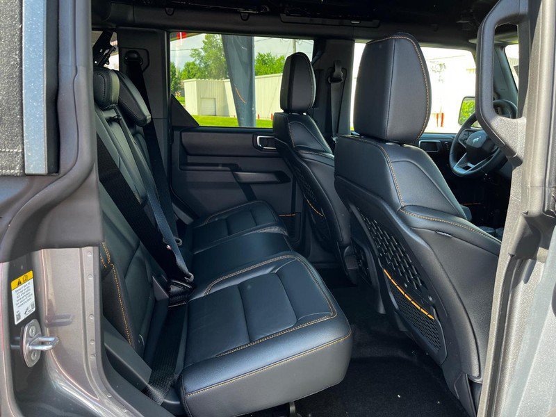 New 2024 Ford Bronco Badlands AWD/4WD image 4