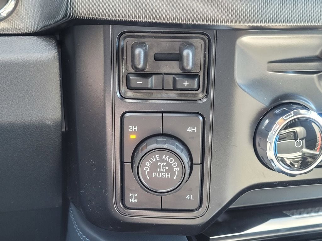 New 2026 Ford F350 Platinum w/ Tremor Off-Road Package AWD/4WD image 56