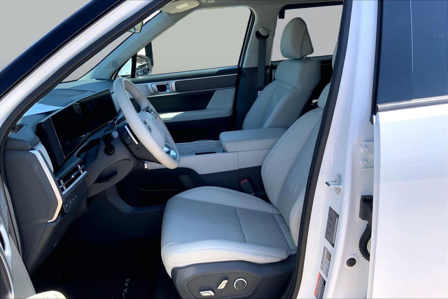 Used 2026 Hyundai Santa Fe SEL AWD/4WD image 8