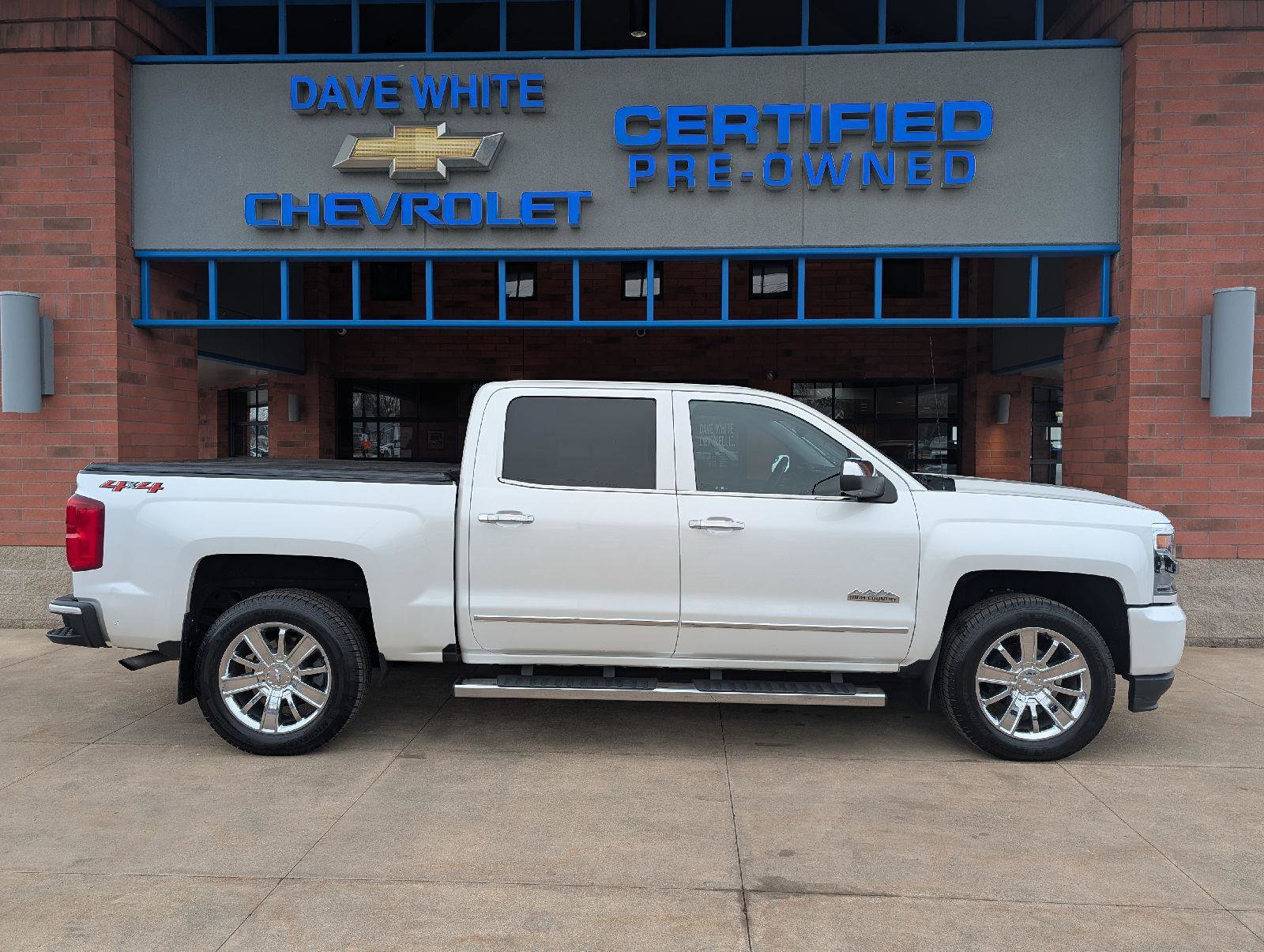 Used 2018 Chevrolet Silverado 1500 High Country image 8