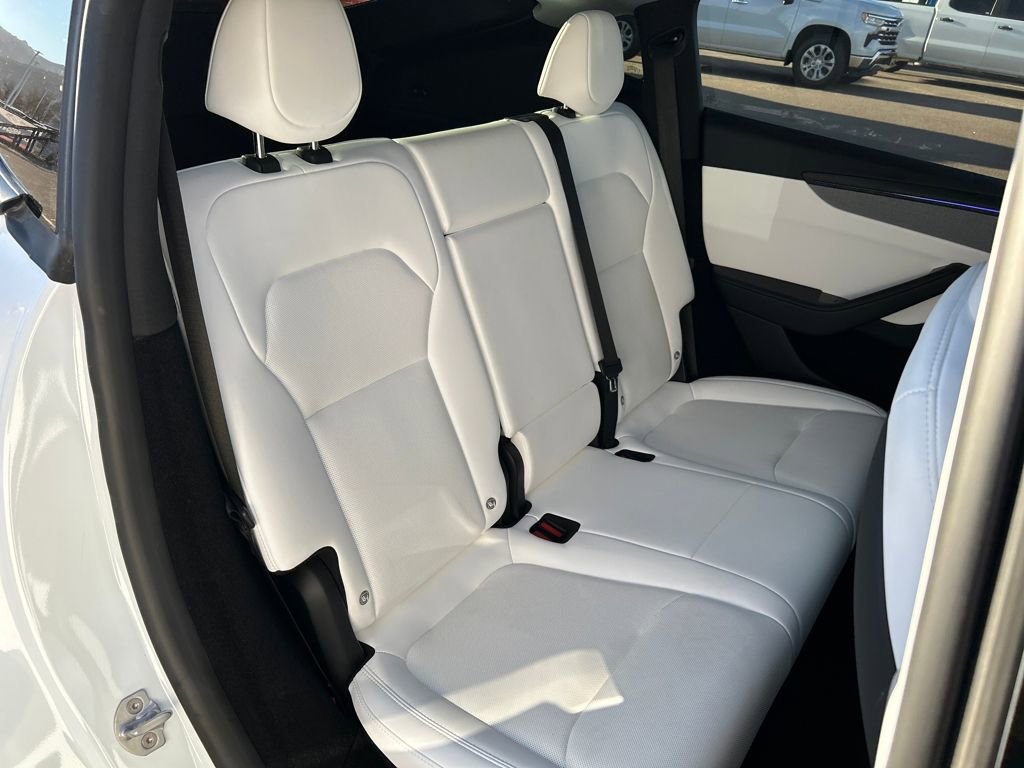 Used 2026 Tesla Model Y AWD image 25