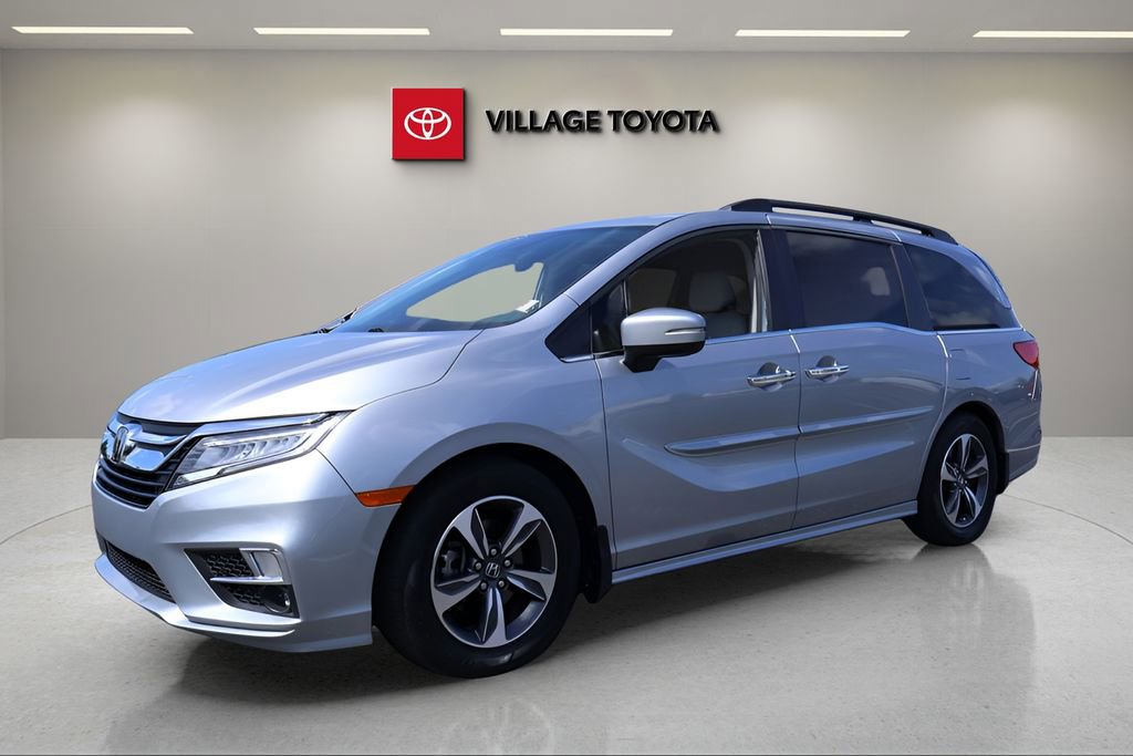 Used 2018 Honda Odyssey Touring image 1