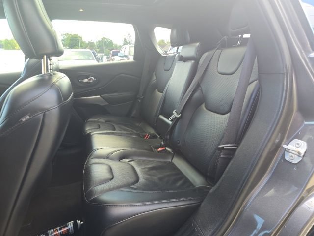 Used 2019 Jeep Cherokee High Altitude AWD/4WD image 30