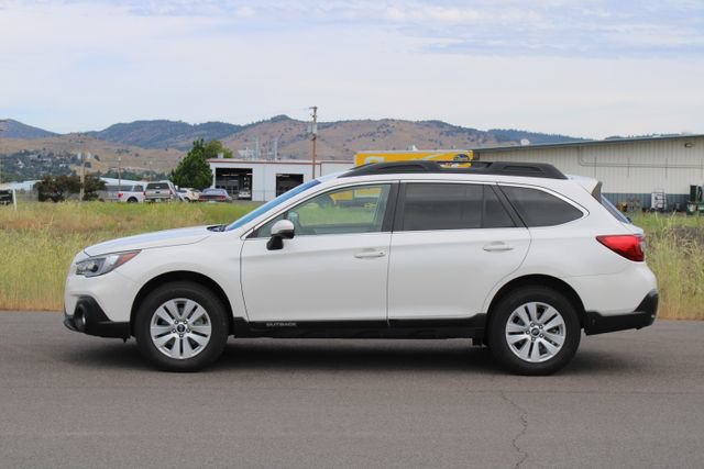 Used 2019 Subaru Outback 2.5i Premium AWD/4WD image 3