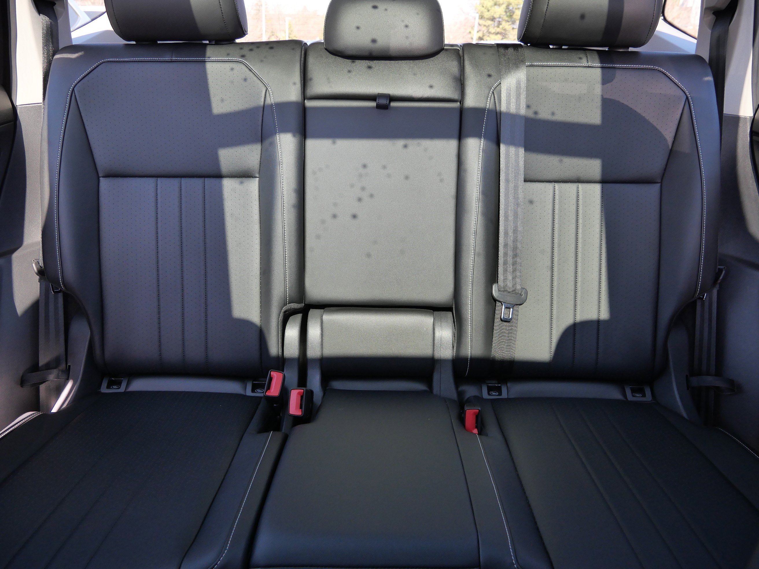 Certified 2022 Volkswagen Tiguan SE w/ Panoramic Sunroof Package image 13