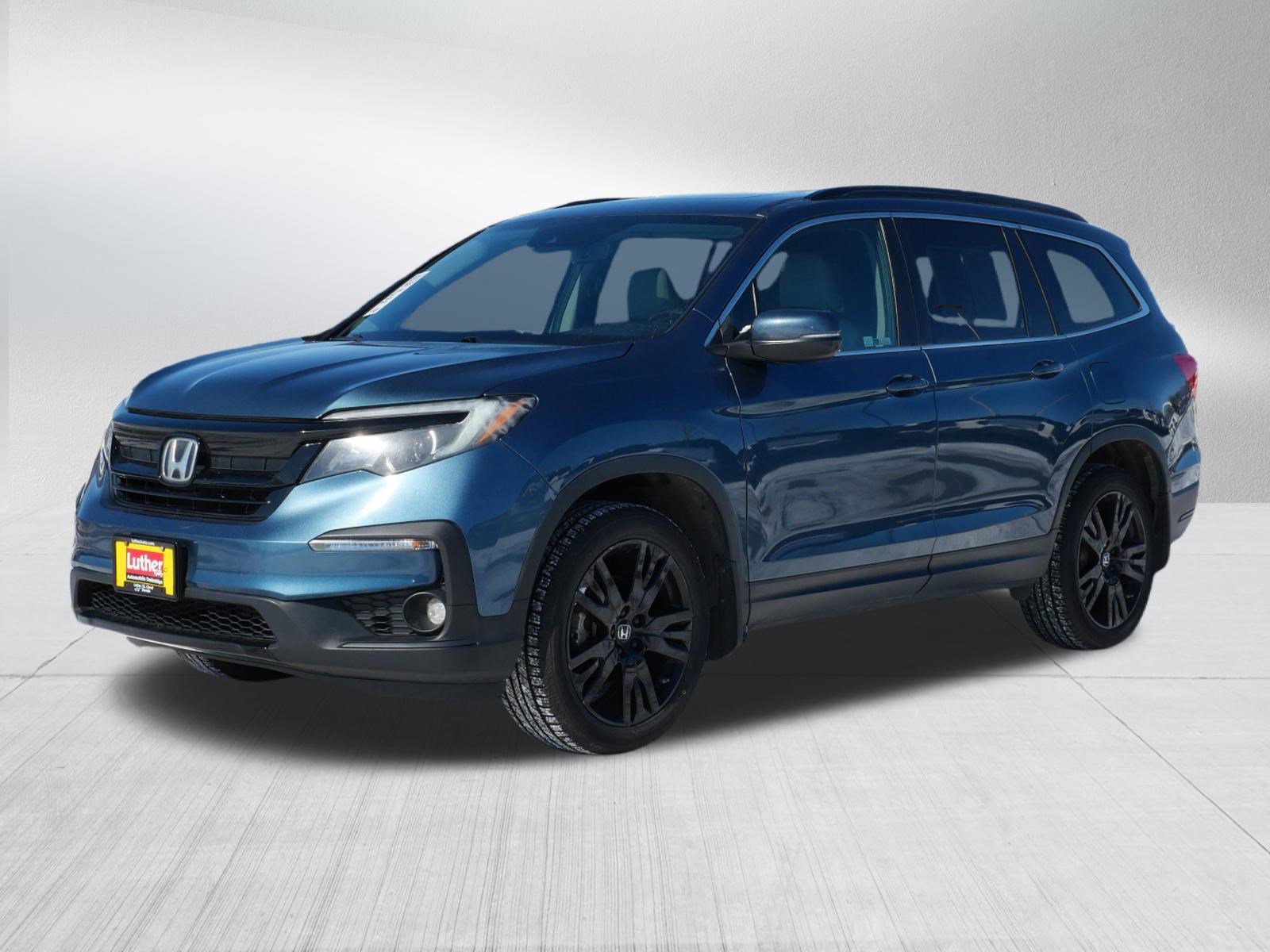 Used 2021 Honda Pilot Special Edition image 3
