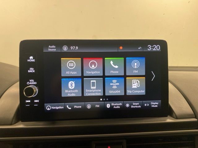 Certified 2025 Honda Pilot Touring image 10