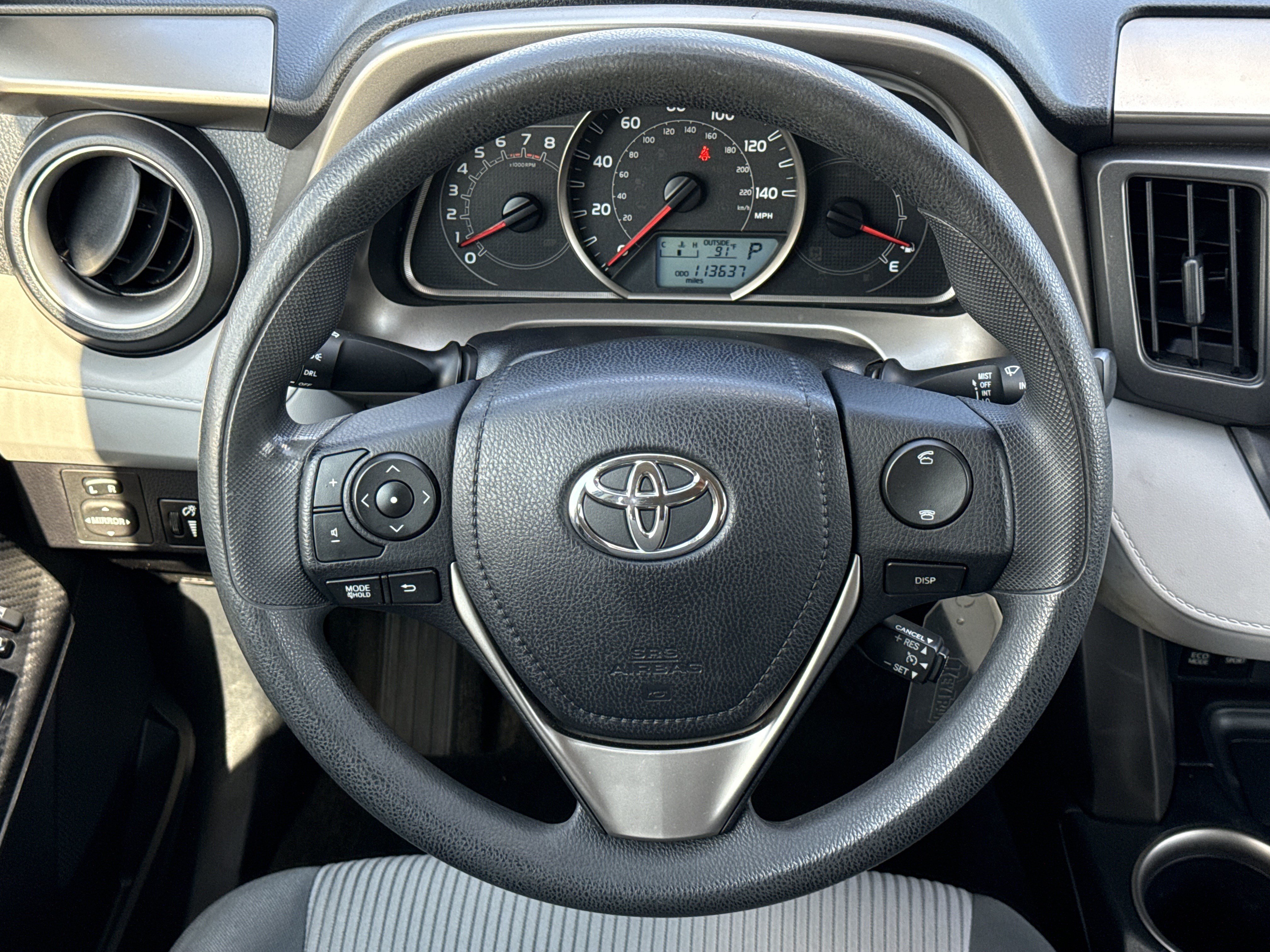 Used 2013 Toyota RAV4 LE FWD image 18