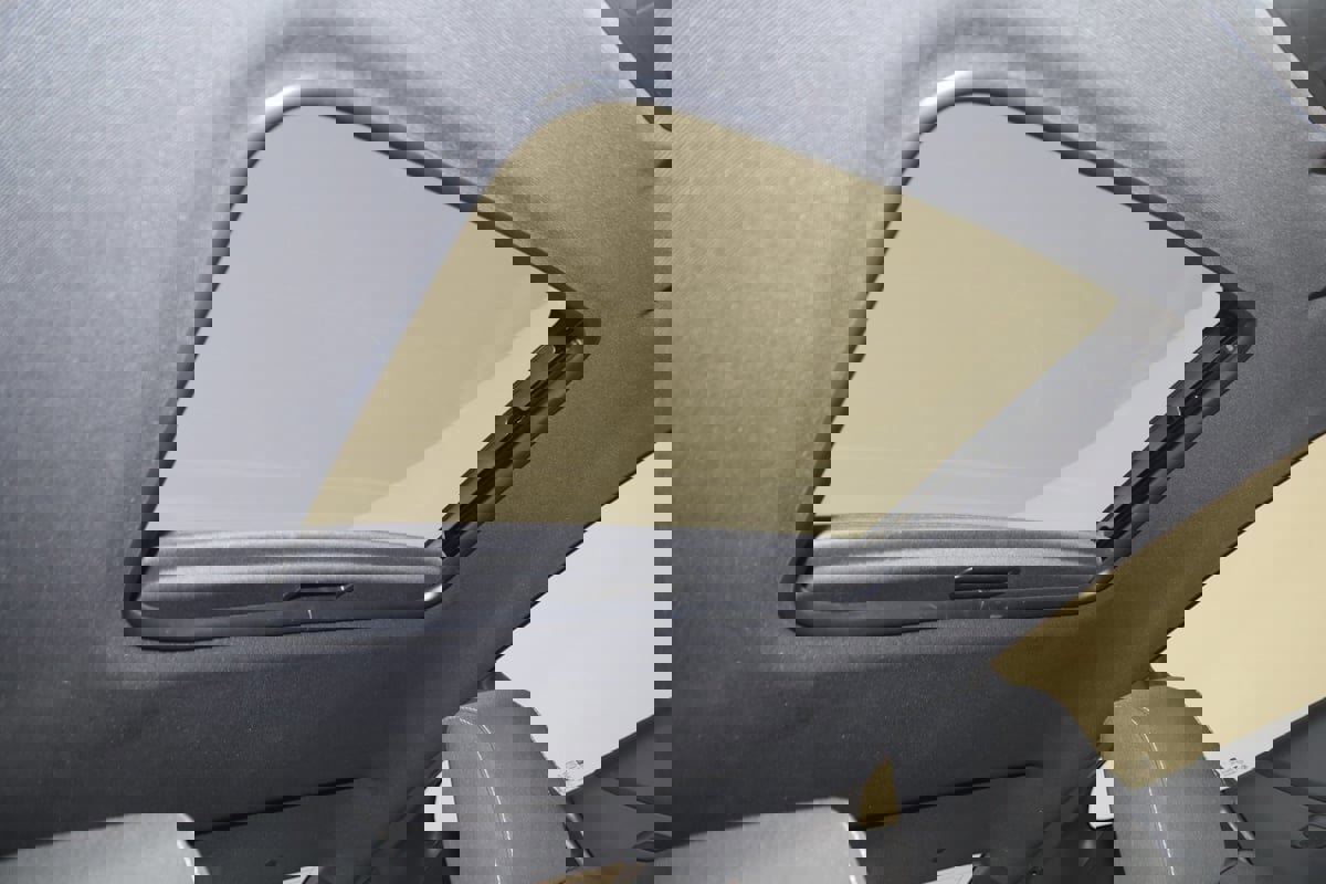 Used 2022 Chevrolet Camaro SS image 9