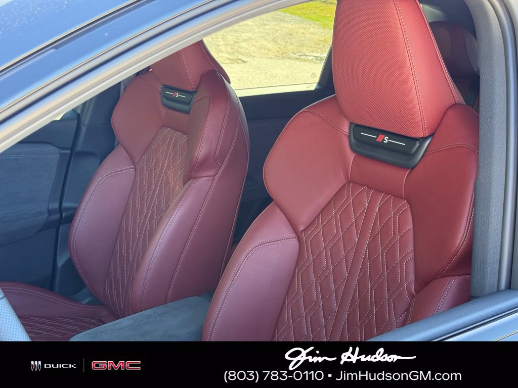 Used 2025 Audi SQ6 e-tron Prestige AWD/4WD image 21