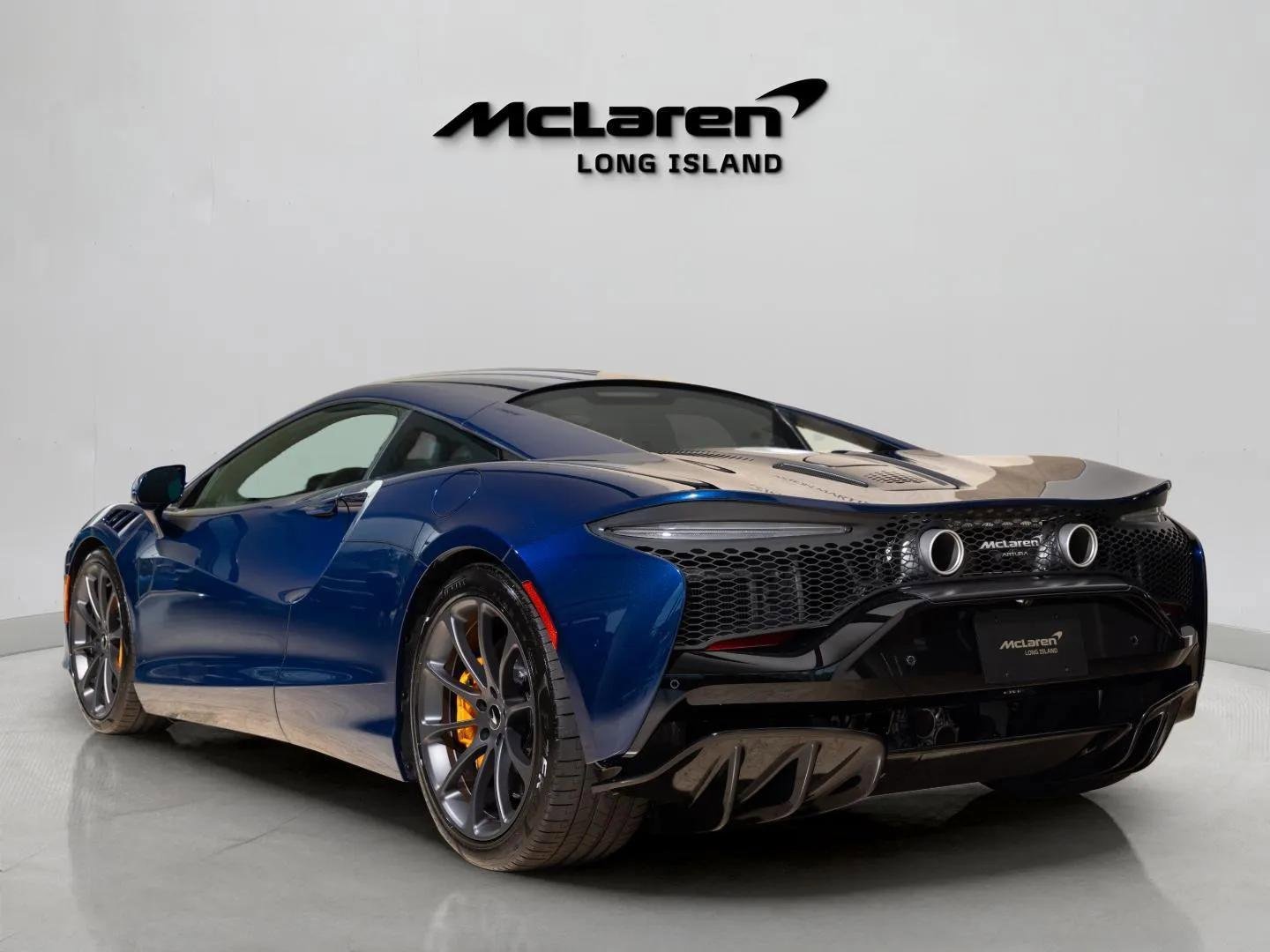 New 2026 McLaren Artura image 6