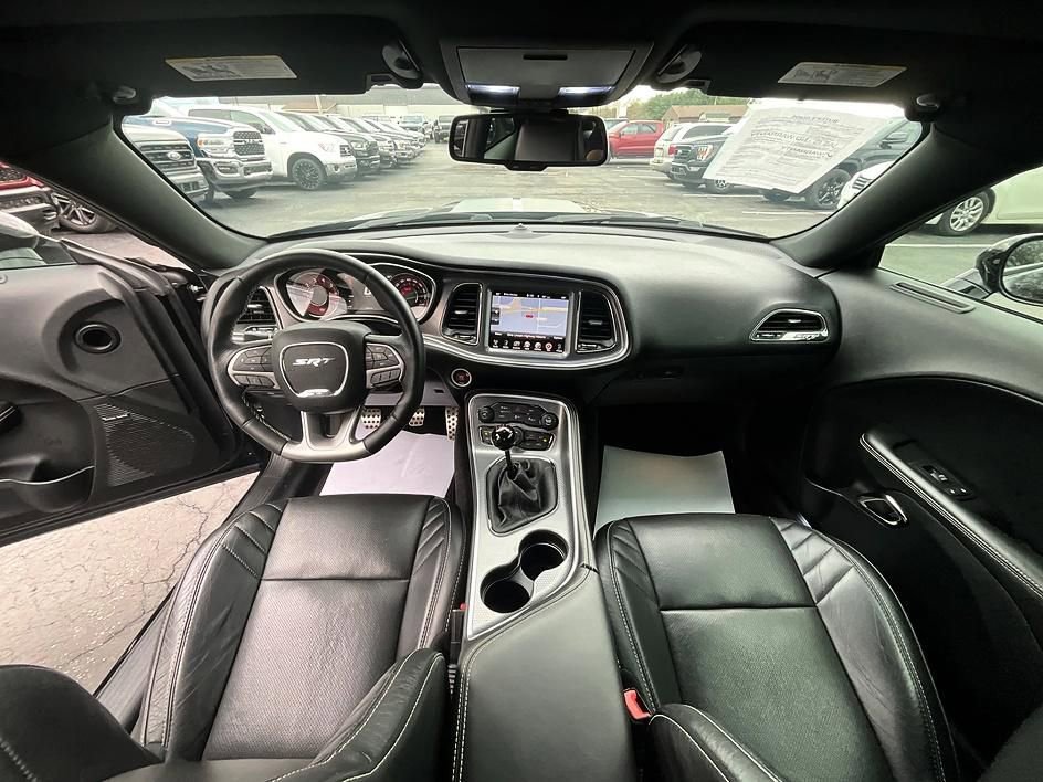 Used 2016 Dodge Challenger SRT Hellcat image 34