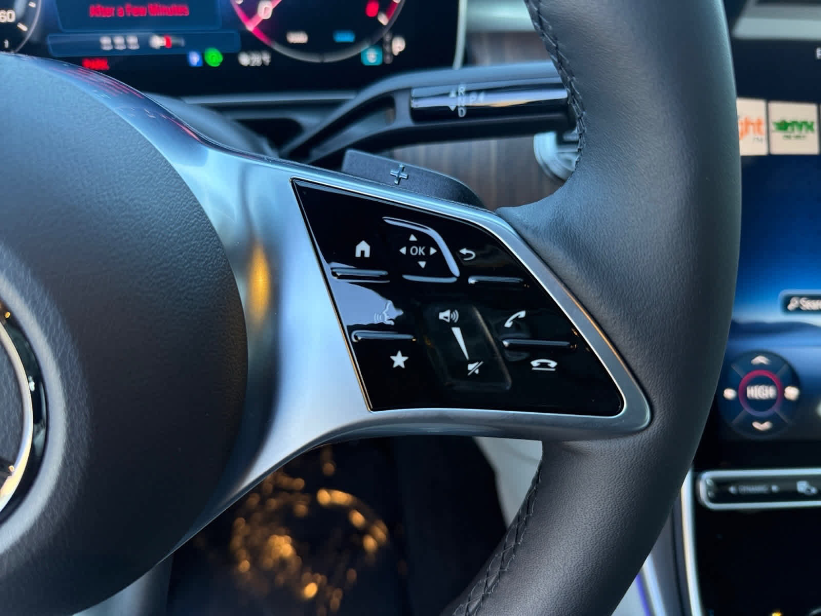 New 2026 Mercedes-Benz C 300 4MATIC Sedan image 20