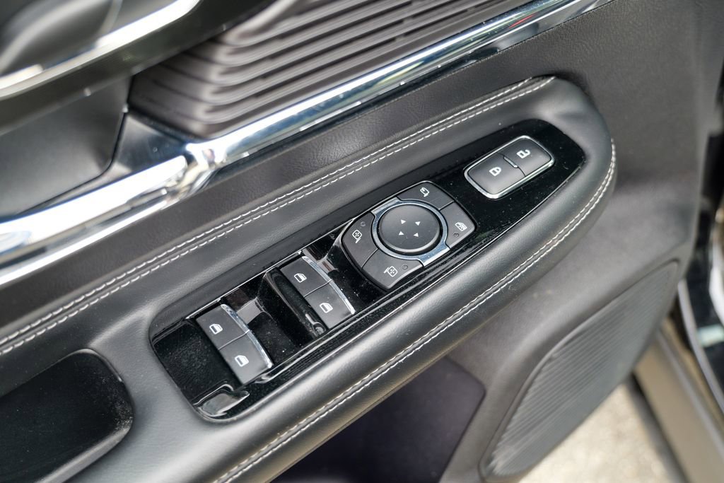 Used 2022 Lincoln Corsair AWD w/ Equipment Group 101A image 17