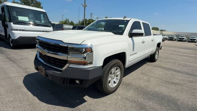 Used 2018 Chevrolet Silverado 1500 LT w/ All Star Edition RWD image 4