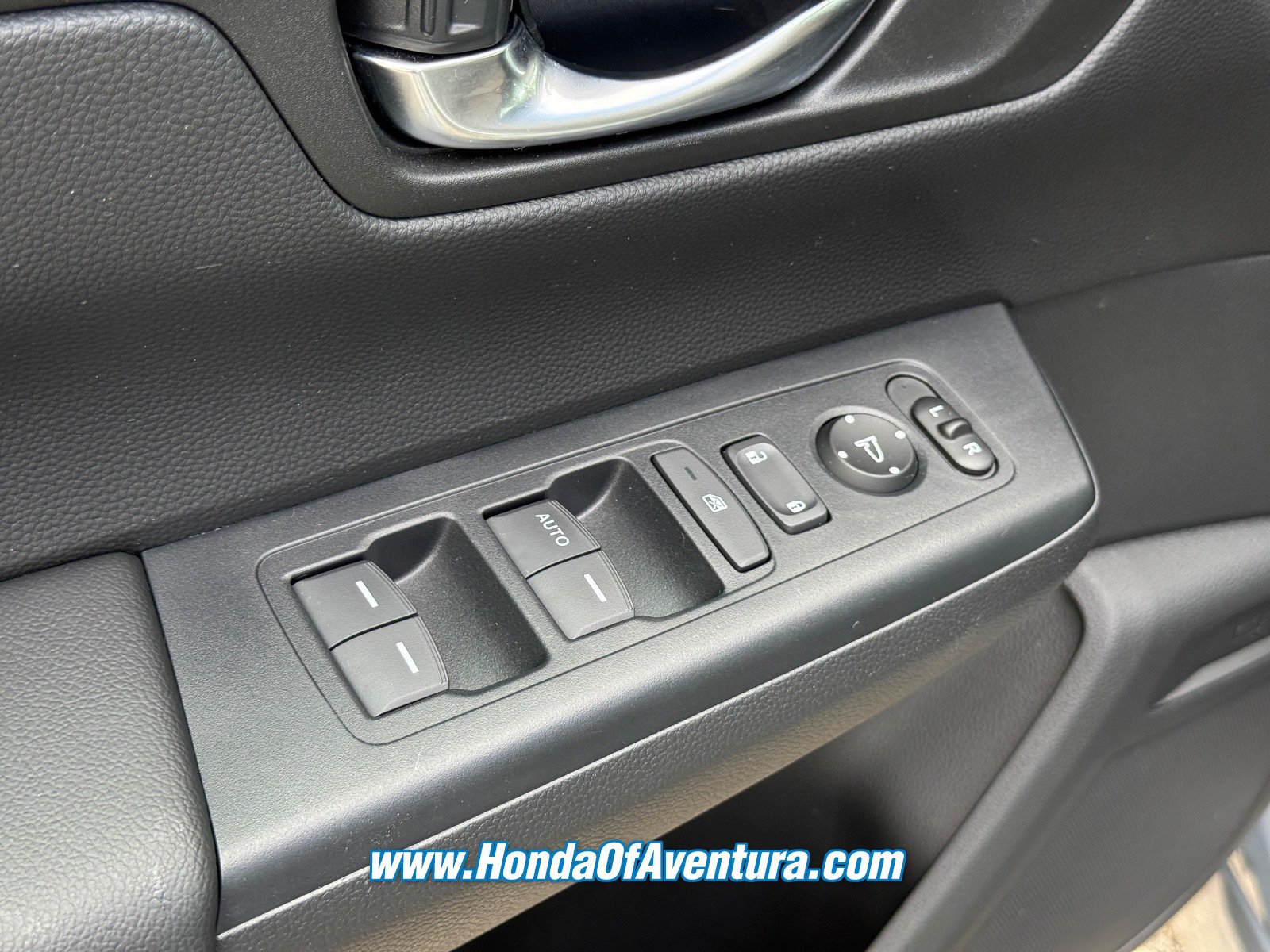 Certified 2026 Honda CR-V LX image 31