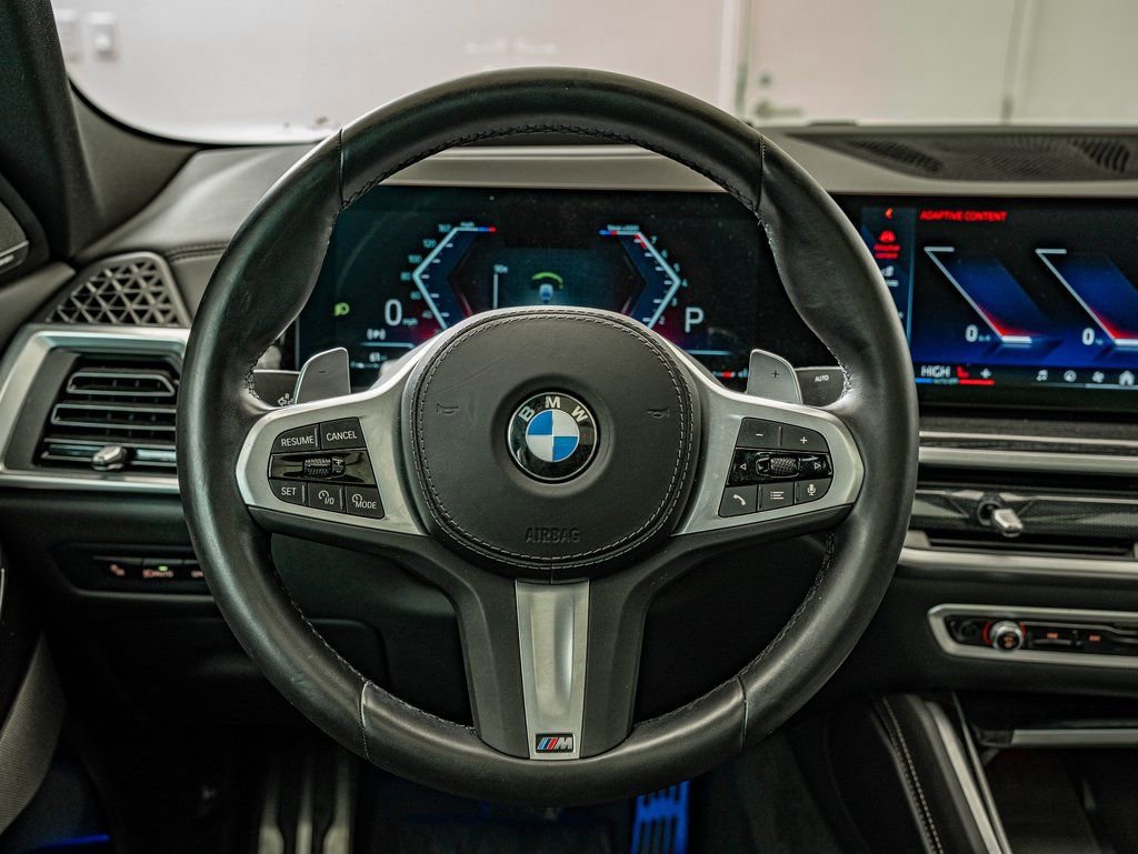 Used 2024 BMW X6 xDrive40i w/ Premium Package image 31
