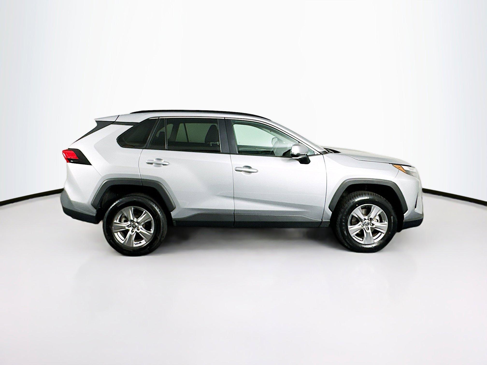 Used 2024 Toyota RAV4 XLE image 10