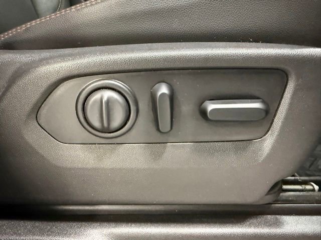 Used 2020 GMC Sierra 1500 AT4 w/ AT4 Premium Package image 24