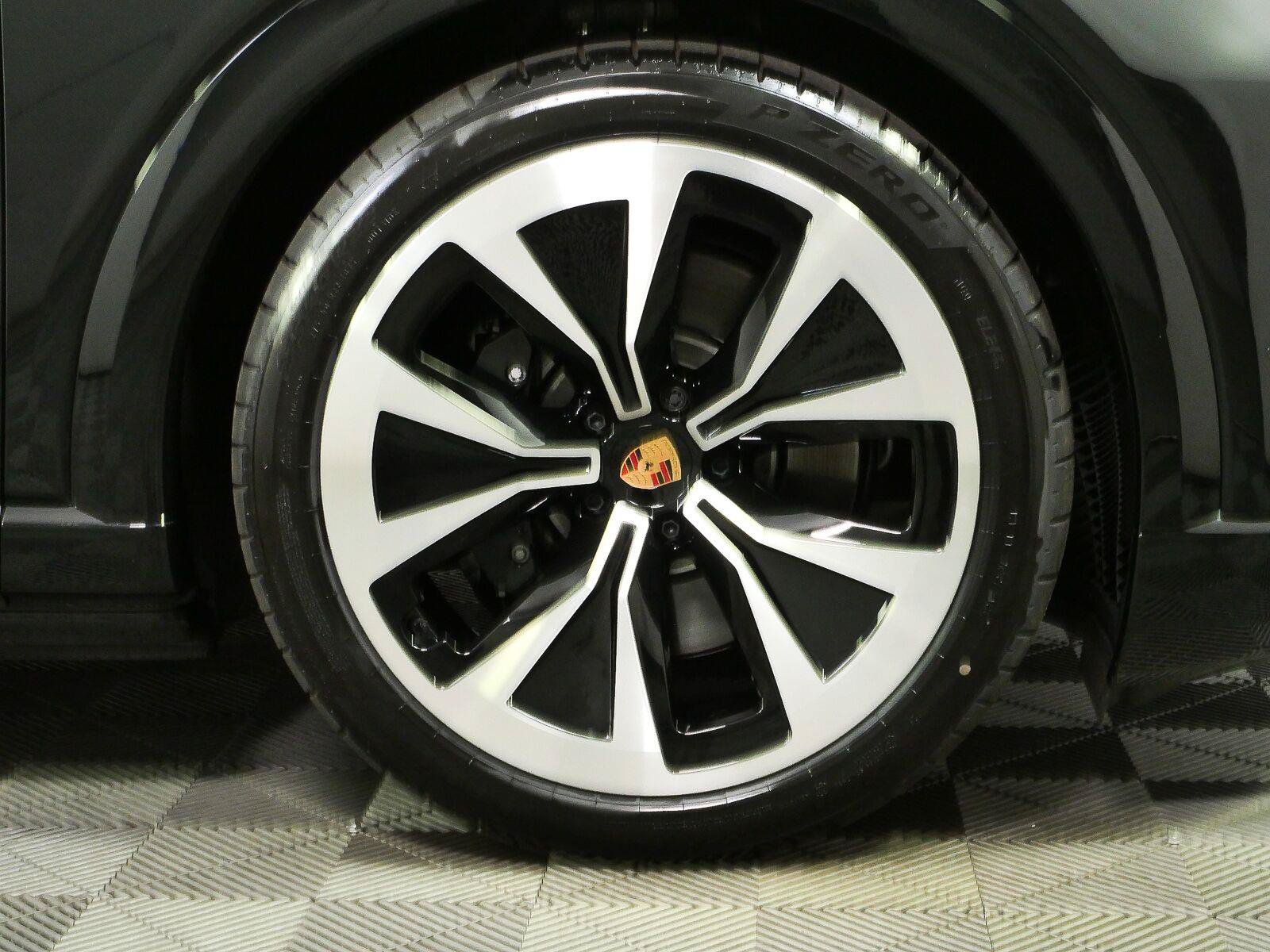 New 2026 Porsche Cayenne S AWD/4WD image 39