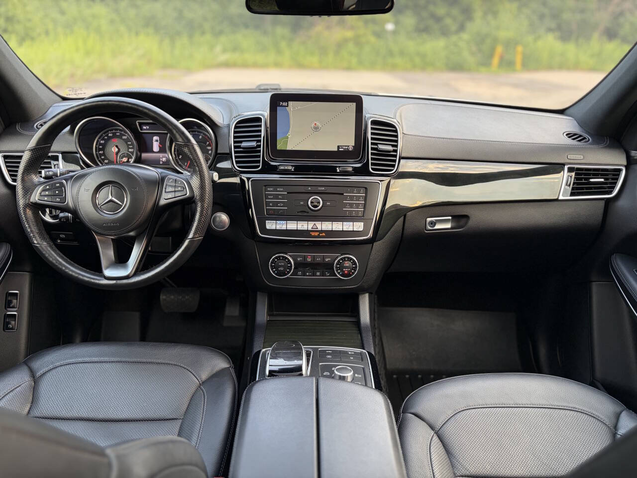 Used 2019 Mercedes-Benz GLS 550 4MATIC w/ Driver Assistance Package image 30